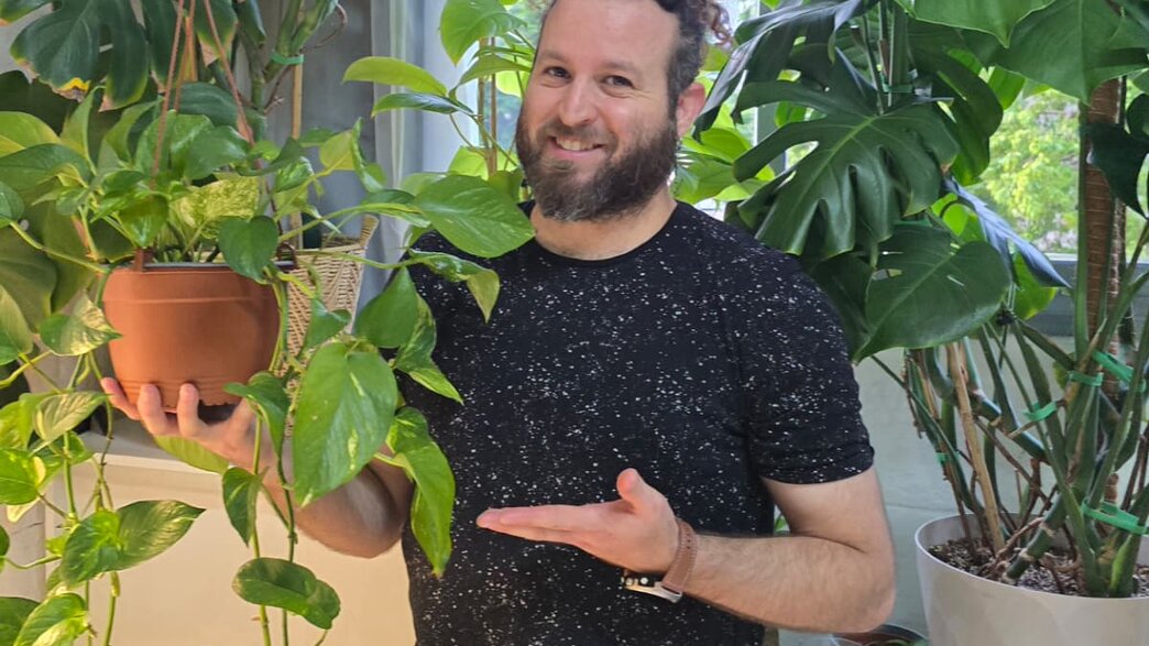 פוטוסים בחדר השינה גונן צורן פוטוסים בחדר השינה גונן צורן