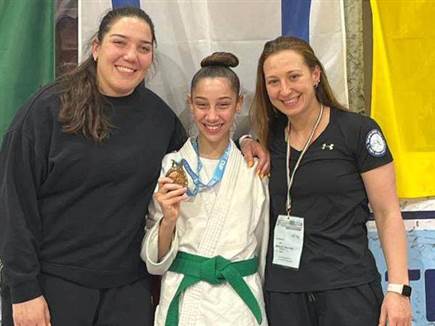עם המאמנות גרינברג וקניון (פרטי) עם המאמנות גרינברג וקניון (פרטי)