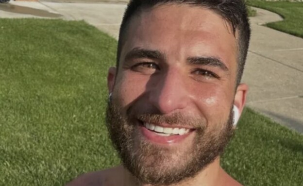 כריסטיאן סטיילס כריסטיאן סטיילס