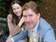 שותף נתפס מתנשק עם עורכת דין זוטרה – וכעת המשרד פועל להדיחו