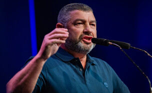עופר וינטר בהשקת המפלגה (צילום: חיים גולדברג, פלאש 90)