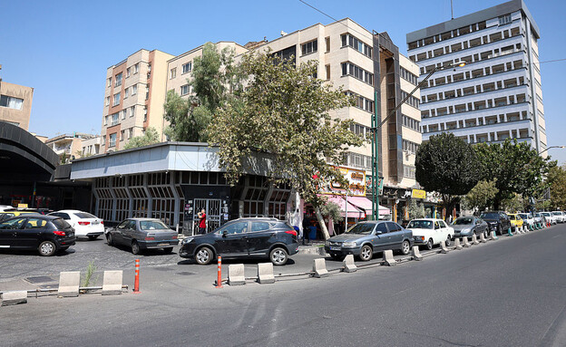 תורים לתחנות דלק בטהראן, איראן