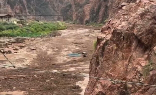 שיטפונות בגרנד קניון
