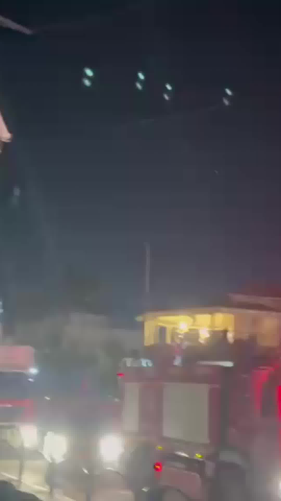 שרפה פרצה במתנ"ס בכפר טובא-זנגרייה. חמישה צוותי כיבוי פועלים במקום. נסיבות פרוץ השרפה נחקרות