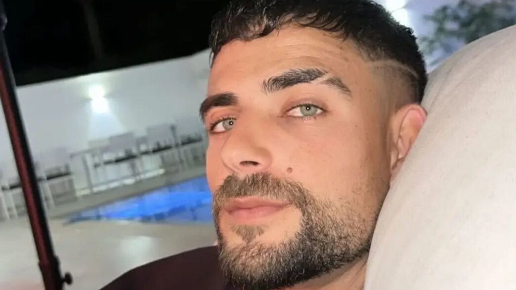 שניר בורגיל שניר בורגיל