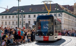רכבת חשמלית פראג (צילום: Matic Pribozic, shutterstock)