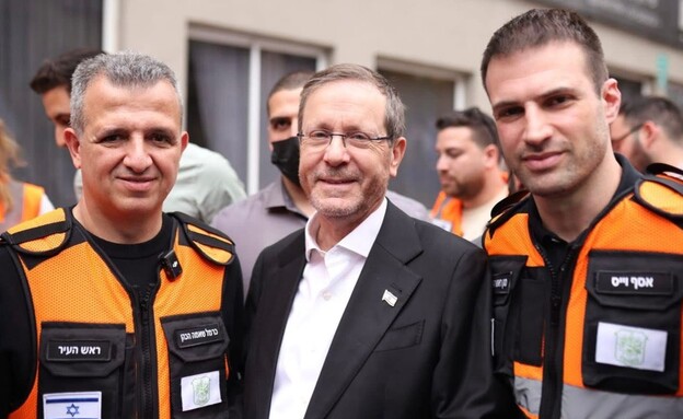 אסף וייס, הנשיא הרצוג וכרמל שאמה
