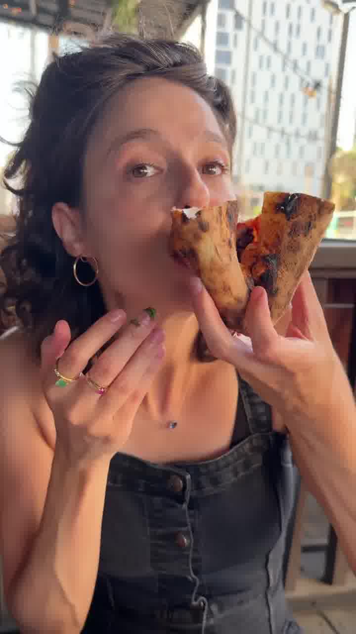 מקום נהדר לפיצות מעולות, אבל כבר לא רק
