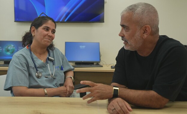 שיראל חוגג ואחותו ד"ר אליי חוגג גולן שיראל חוגג ואחותו ד"ר אליי חוגג גולן