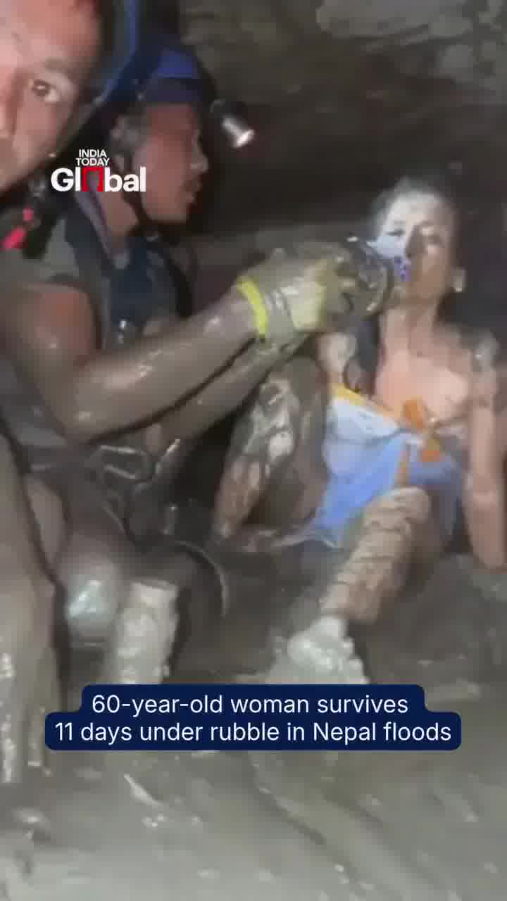 השיטפון בנפאל: מחלצים מצאו בת 60 שהייתה לכודה 11 ימים מתחת להריסות של ביתה