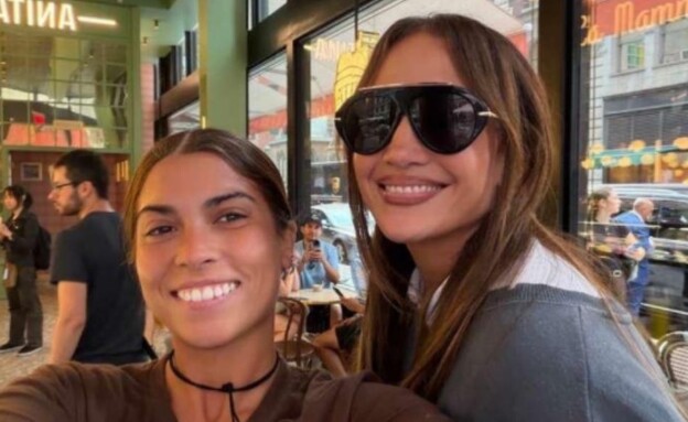 ג'ניפר אניסטון בגלידת אניטה בניו יורק