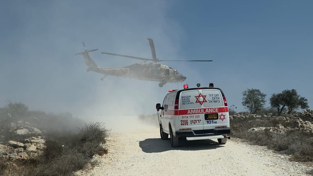 כוחות הביטחון בזירת הפיגוע כוחות הביטחון בזירת הפיגוע