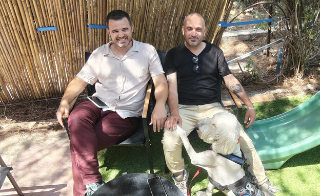 שמואל וחגי עם הכלב נד