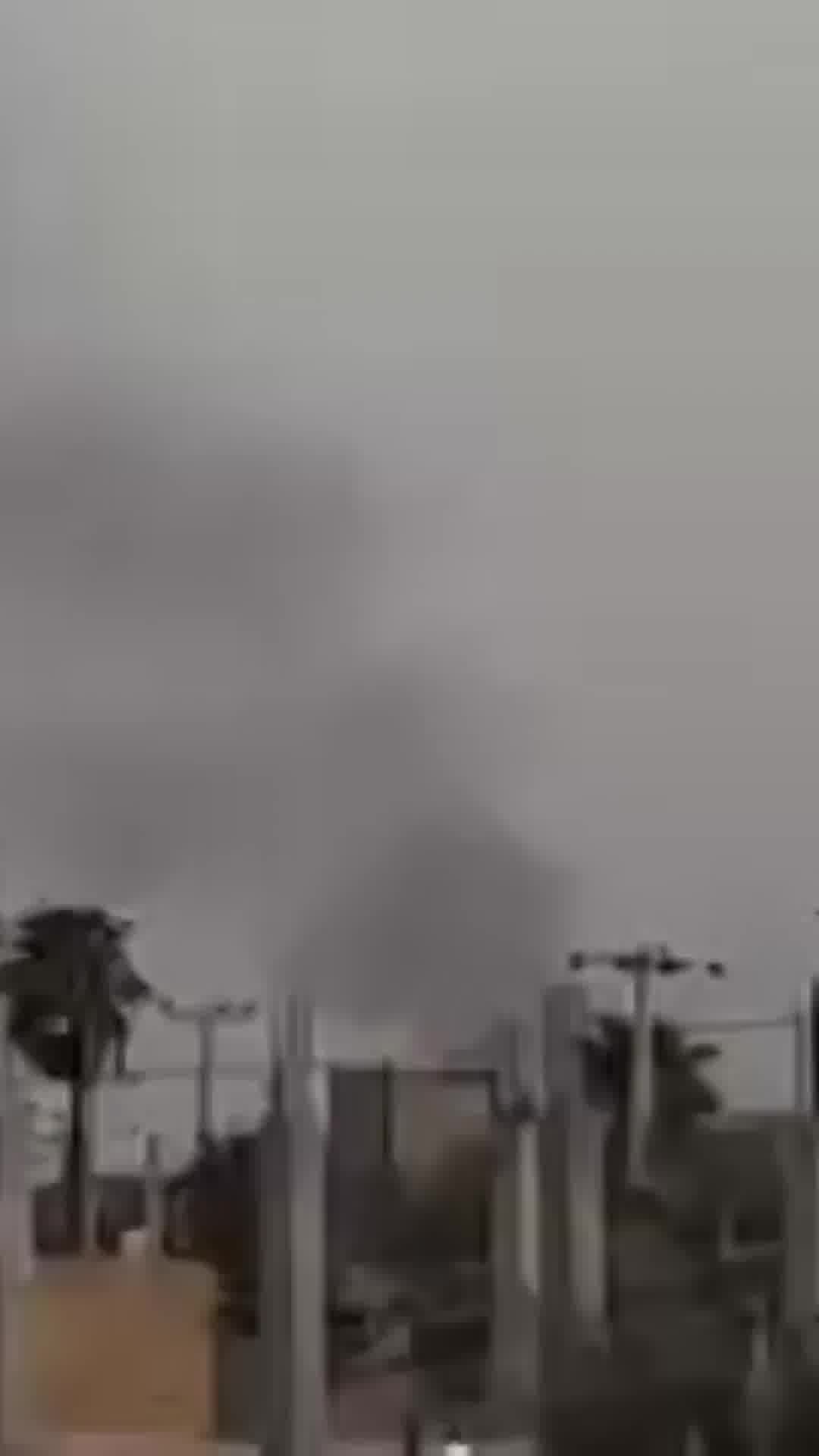 דיווח: חילופי אש בין מפגינים חמושים לכוחות המשטר האיראני בעיר סרוואן בדרום איראן