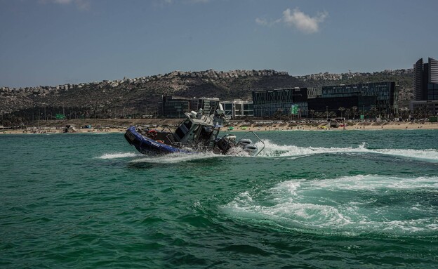 סריקות אחר נעדר בחוף הסטודנטים בחיפה סריקות אחר נעדר בחוף הסטודנטים בחיפה