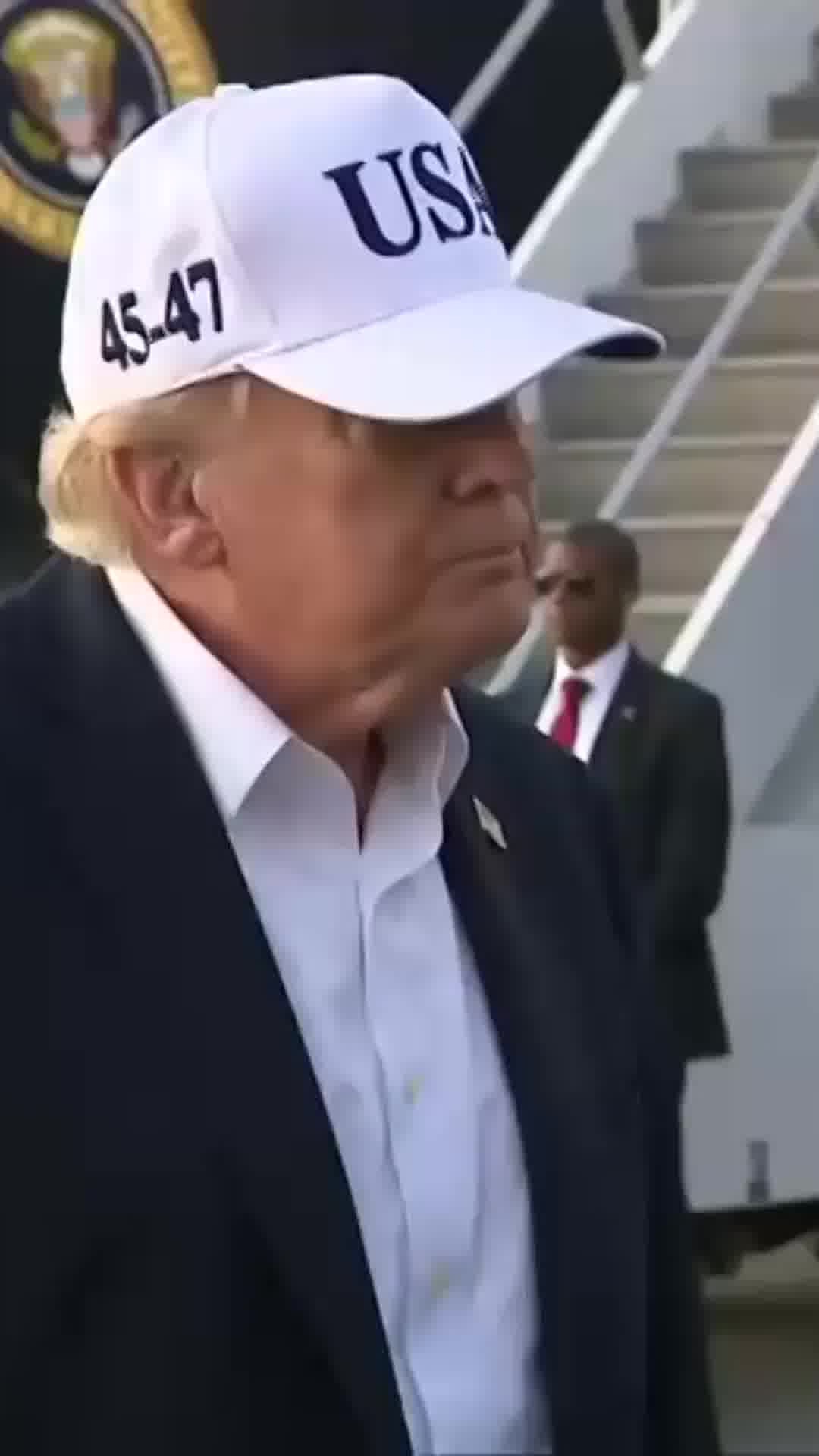 טראמפ מגיב לסרטון שבו נראה ממדאני צוחק במהלך טקס הזיכרון ל-11 בספטמבר: ״זה היה נורא ואיום״