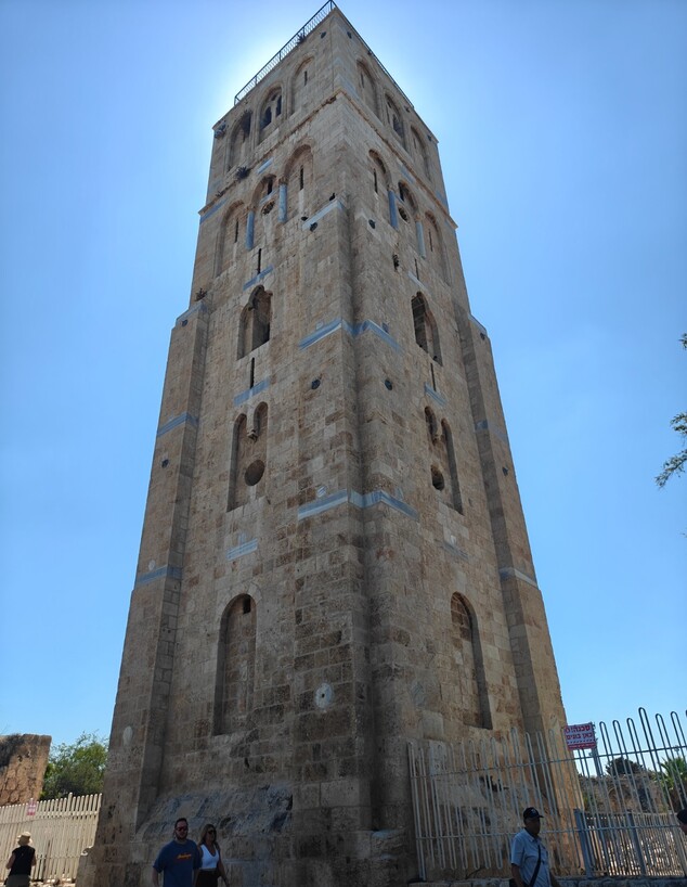 המגדל הלבן המגדל הלבן