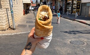 הקבב של אברהם שימשי (צילום: לין לוי, mako אוכל)