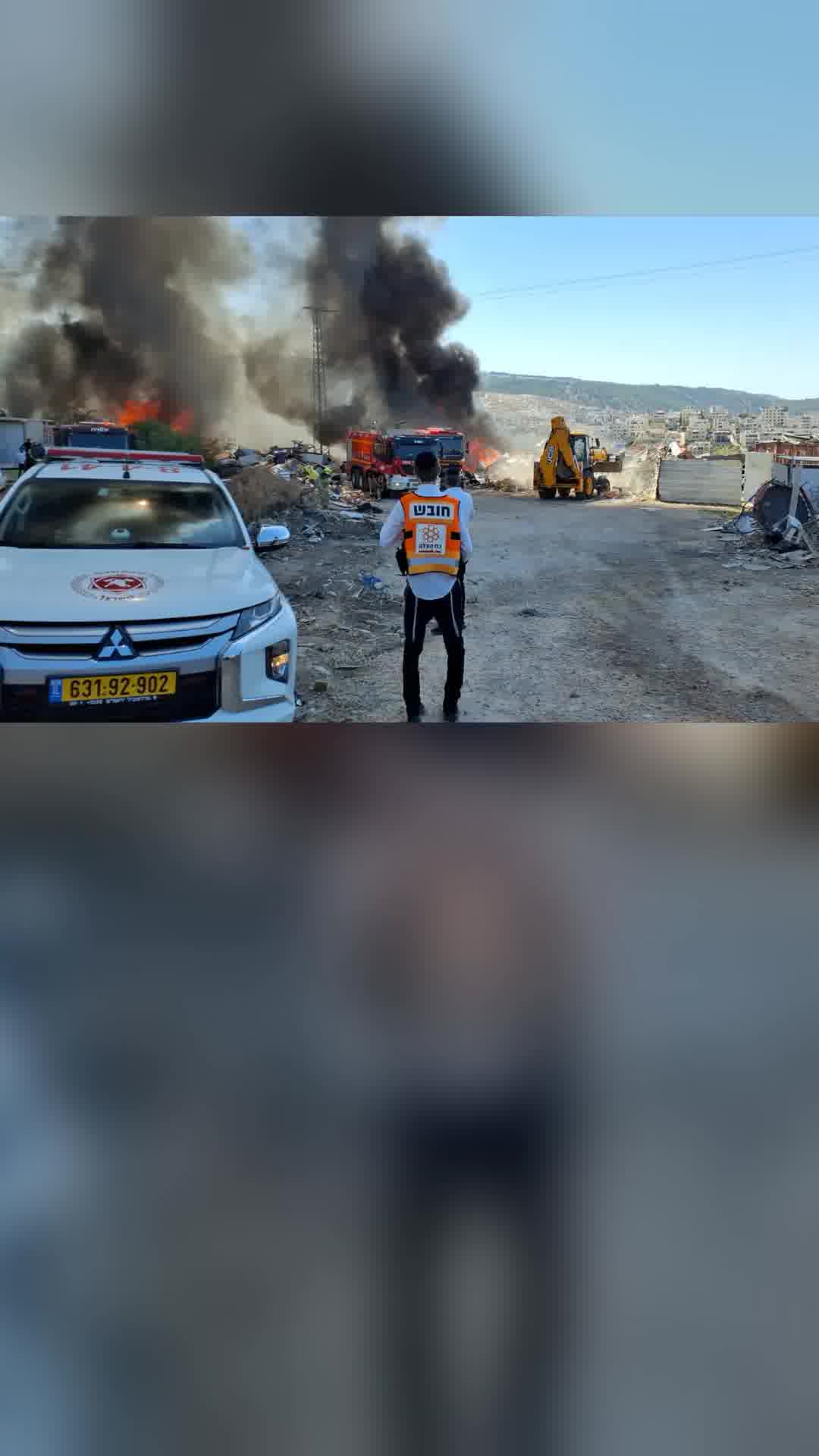 השריפה בביתר עילית: חובשים טיפלו בארבעה נפגעים קל שסבלו מבעיות נשימה