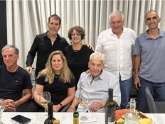 חתימת העסקה בין מ אביב לתרחיש