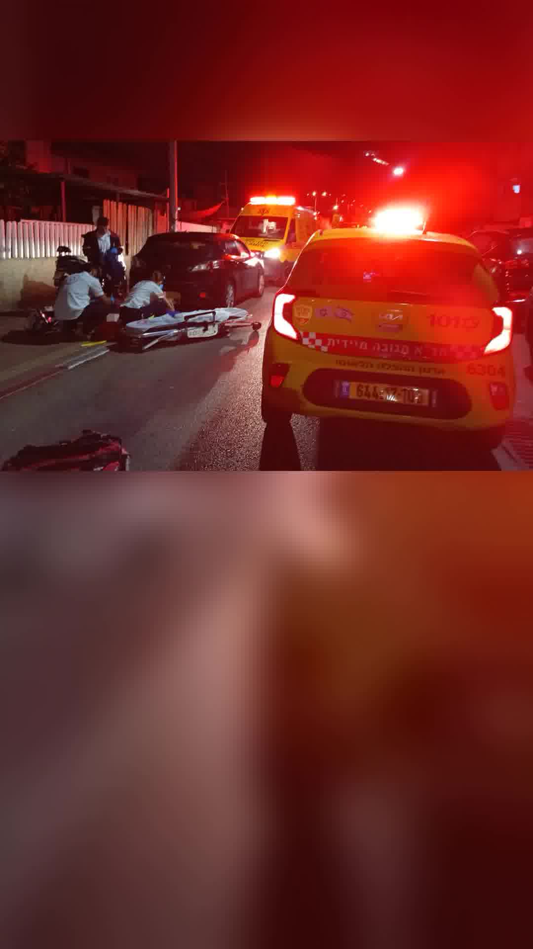 רוכב אופנוע בן 24 נפצע קשה במהלך רכיבה ברחוב גבע בנתניה