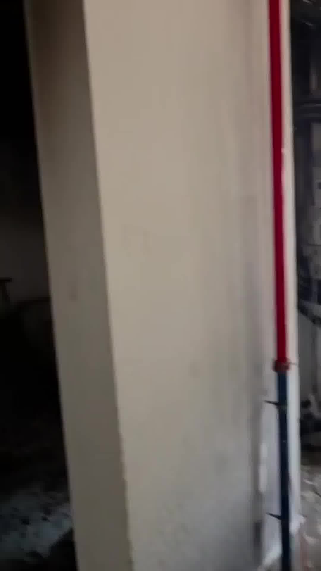 חדר המאווררים נשרף: שריפה פרצה בבניין רב קומות ברחוב ארלוזורוב בחדרה, אין נפגעים