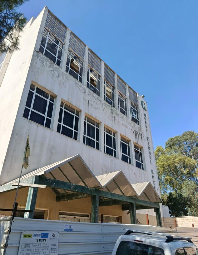 כניסה מלון הר הכרמל חיפה כניסה מלון הר הכרמל חיפה