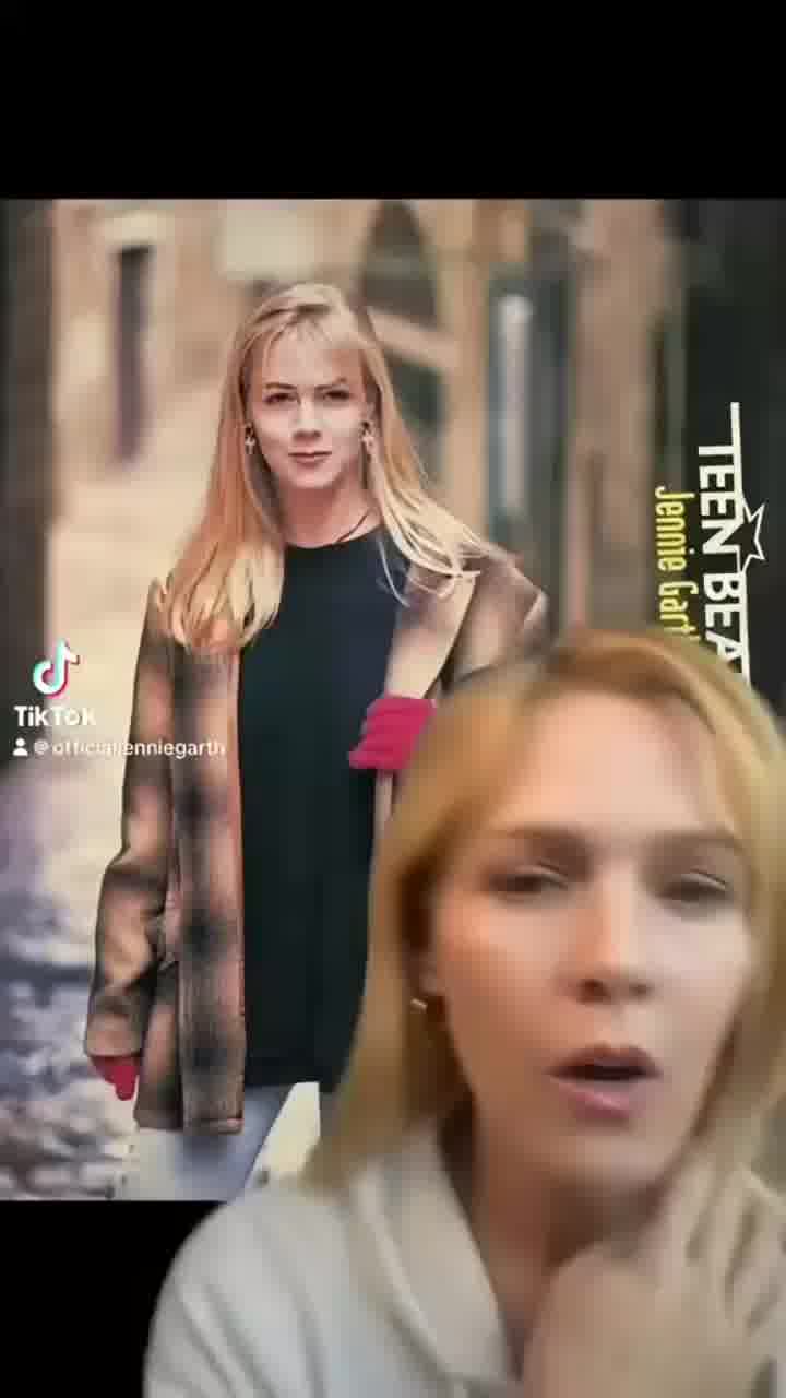 ג'ני גארת' מדרגת את הלוקים שלה מהניינטיז ונזכרת בביקור בישראל