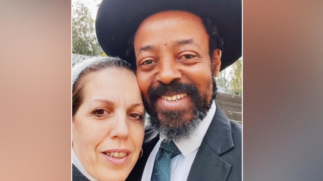 דניס ואשתו רעות