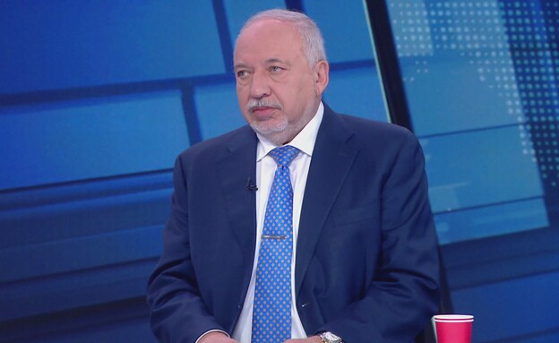 אביגדור ליברמן בריאיון לפגוש את העיתונות אביגדור ליברמן בריאיון לפגוש את העיתונות