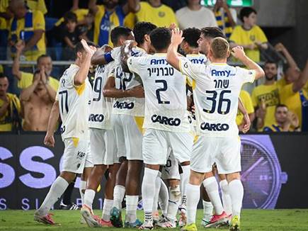 15 מ-15 אפשריות (ברני ארדוב) 15 מ-15 אפשריות (ברני ארדוב)