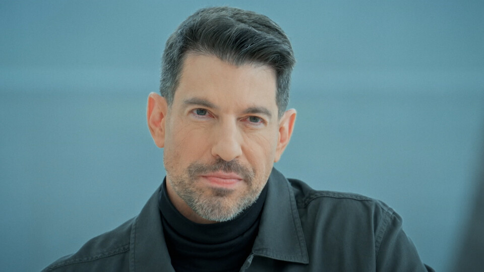 חיים אתגר (צילום: מתוך "ריאיון מיוחד", קשת 12)