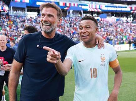 (Photo by Michael Regan - FIFA/FIFA via Getty Images) (Photo by Michael Regan - FIFA/FIFA via Getty Images)