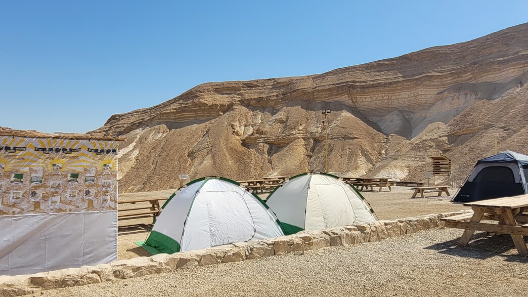 חניון הלילה מצדה חניון הלילה מצדה
