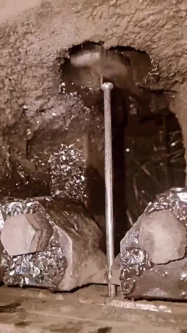 אי-פעם ראיתם פס ייצור למסמרים?