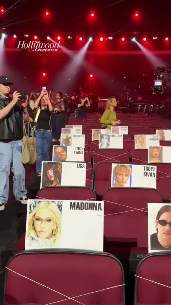 מי יושב ליד מי? הכל מוכן לטקס פרסי MTV שייערך ביום ראשון