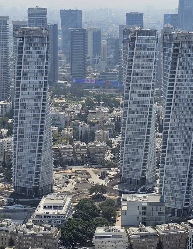 Copy of כיכר המדינה אדריכלים יסקי מור סיון 