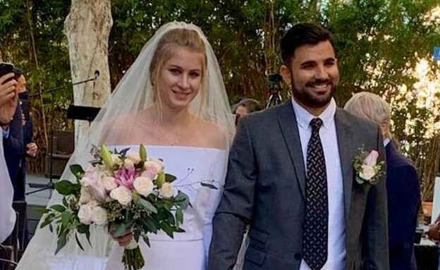 רמין פרסא, שנמלט מאיראן והתחתן עם יסמין הישראלית רמין פרסא, שנמלט מאיראן והתחתן עם יסמין הישראלית