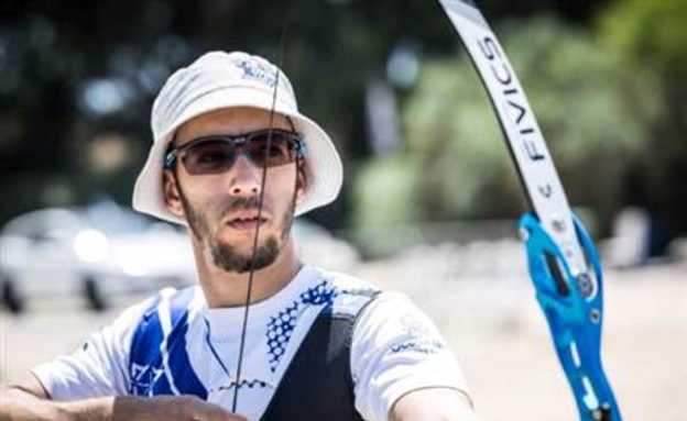 המדליסט הראשון באליפות העולם בקשתות שדה. איתי שני (באדיבות: איגוד  (צילום: ספורט 5)