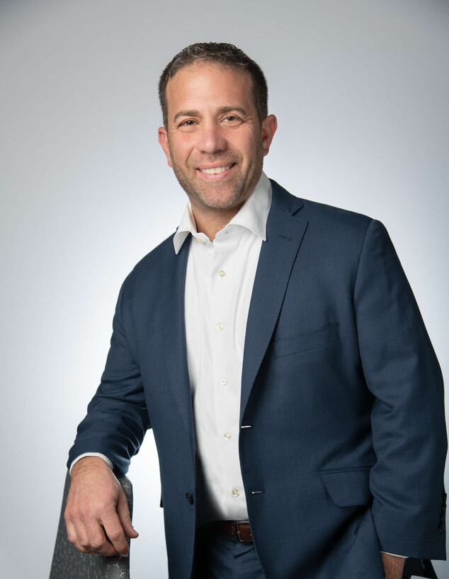 איירה רובינס, יו"ר, נשיא ומנכ"ל Valley National Bank איירה רובינס, יו"ר, נשיא ומנכ"ל Valley National Bank