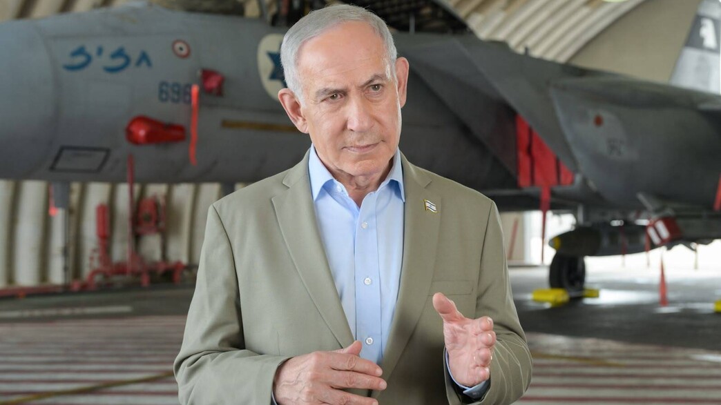 בנימין נתניהו בבסיס חיל האוויר בתל נוף בנימין נתניהו בבסיס חיל האוויר בתל נוף