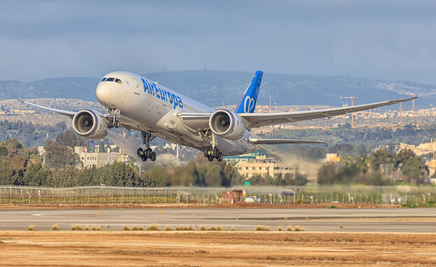 אייר אירופה נתב"ג (צילום: Mike Fuchslocher, shutterstock)