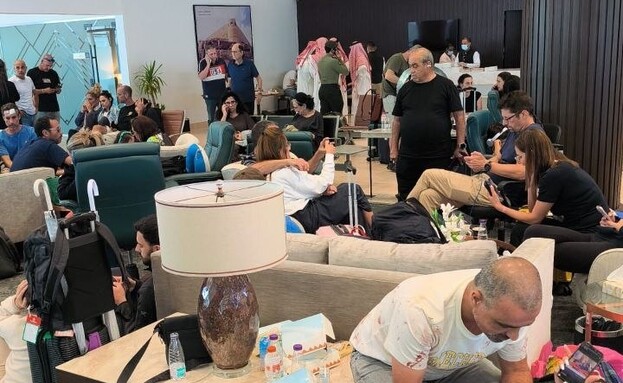הישראלים בשדה בסעודיה הישראלים בשדה בסעודיה