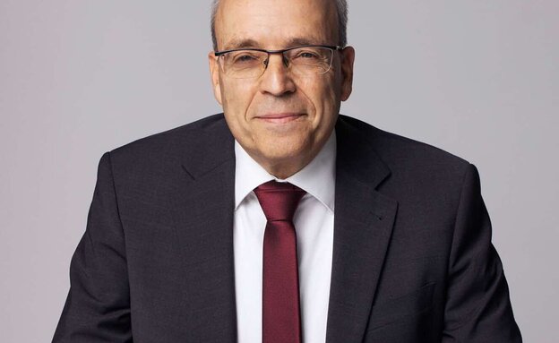 אברהם נובוגרוצקי אברהם נובוגרוצקי
