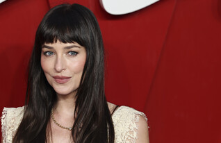 דקוטה ג'ונסון (צילום: Simon Ackerman/WireImage, Getty Images)