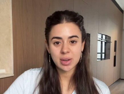 אחרי המשבר - אנג'ל ברנס על הקושי לעבור היריון לבד: "אני מתקפלת בספה ומוציאה הכל"