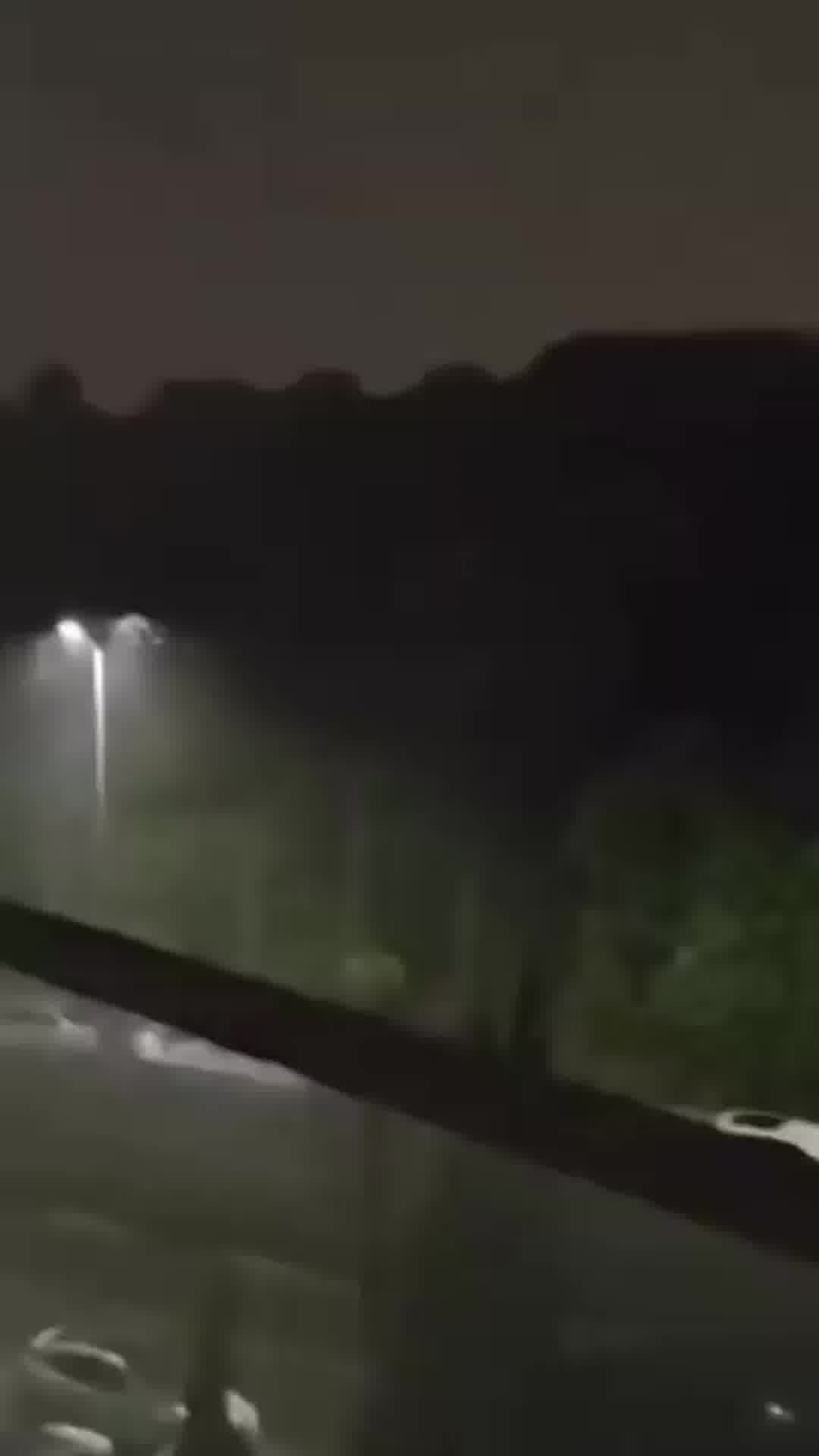 גשמים חזקים החלו לרדת באזור חיפה