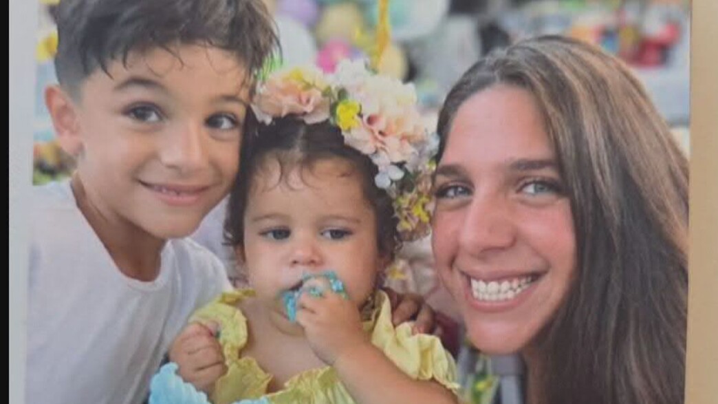"אמרתי לה שאימא בשמיים. היא ענתה, אז תביאי אותה משם"