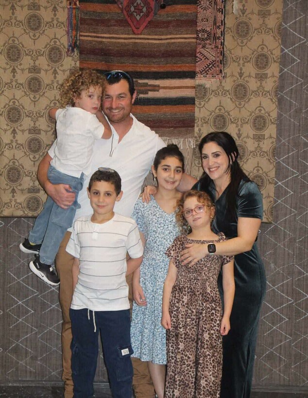 מרחב שרי מרחב שרי