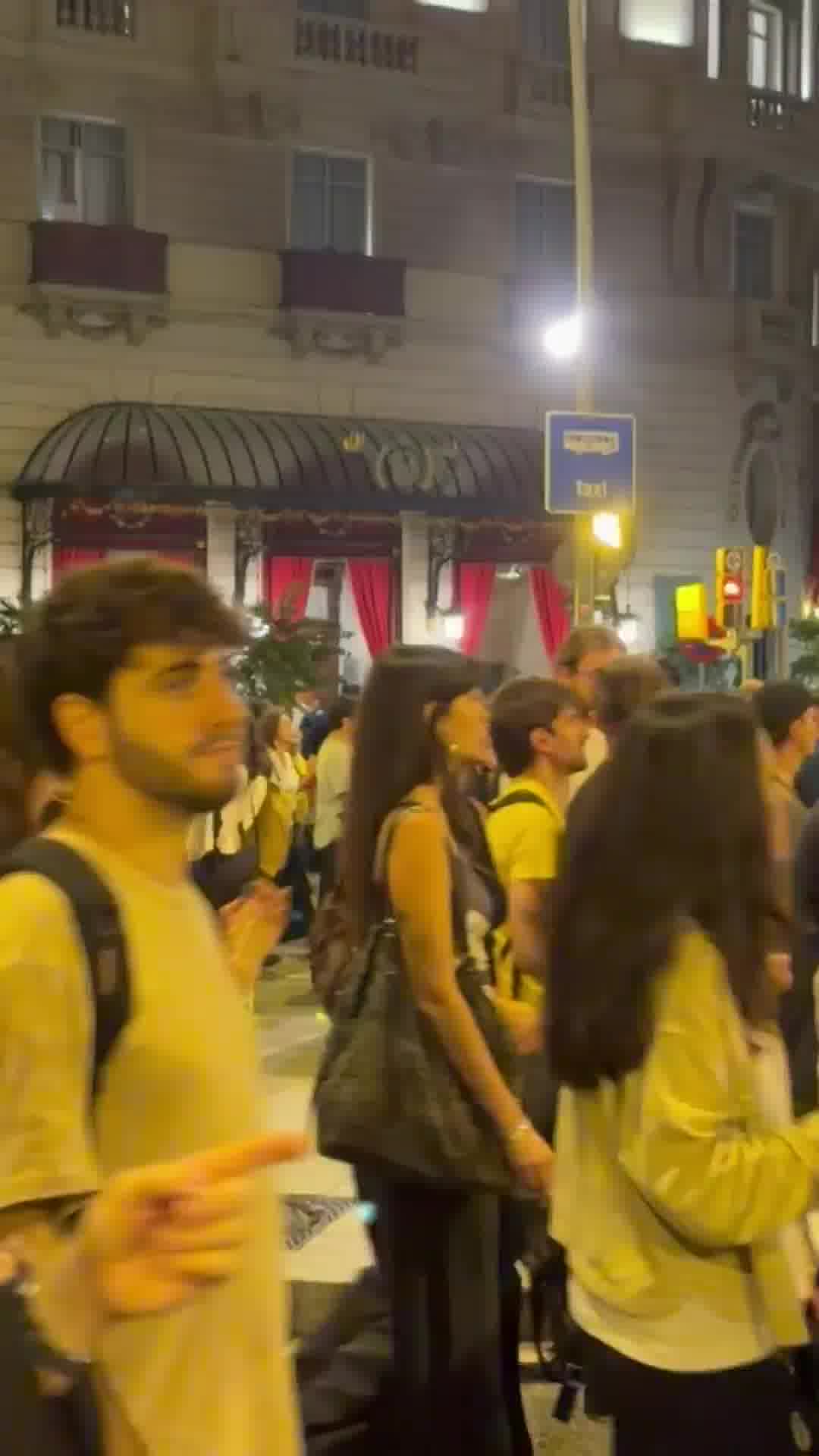 אחרי הקדמת הבחירות: הפגנות ומהומות גם הלילה בברצלונה